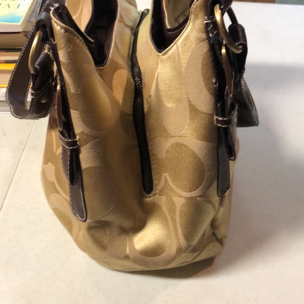 Coach hobo bag - Picture 8 of 15